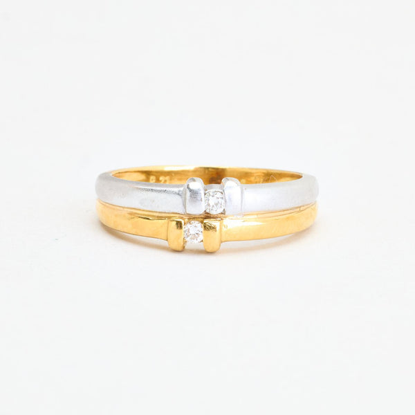 Dubbelt Ring med diamant (0.06 ct) i 18K guld och vitt guld strl. 16.9 / strl. 53