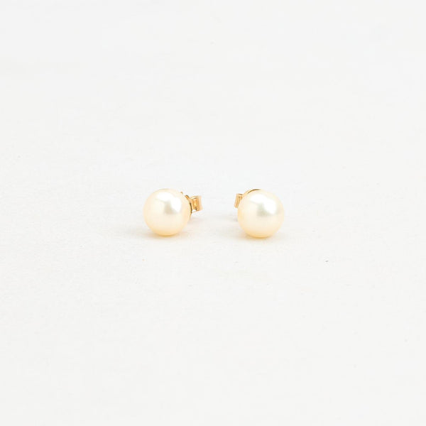 Pärlörhängen i 14K guld med en pärla, 1.5 cm,