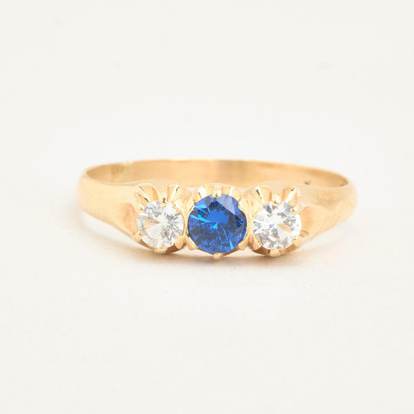 Tre stenar ring i 14K guld strl. 19.7 / strl. 62