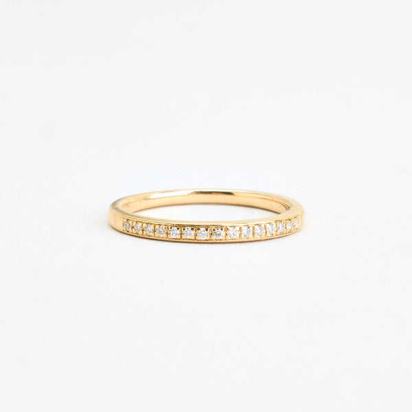 Alliansring med diamant (0.1 ct) i 14K guld strl. 17.2 / strl. 54