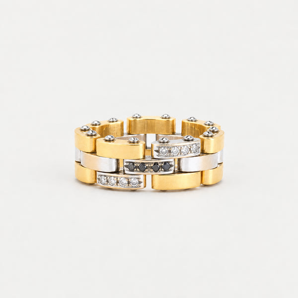 Kedjering med diamant (0.04 ct) i 18K guld strl. 18.1 / strl. 57