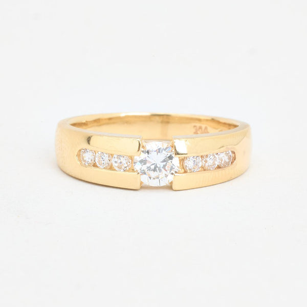 Modern gypsyring i 14K guld med en zirkonia strl. 16.9 / strl. 53