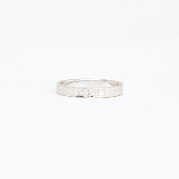 Alliansring med diamant (0.05 ct) i 14K vitt guld strl. 16.9 / strl. 53