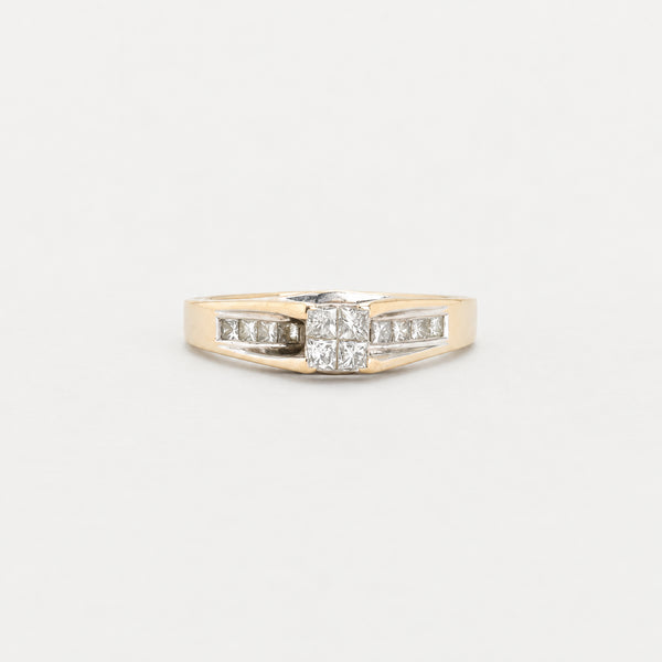 Geometrisk Allians solitärring med diamant (0.12 ct) i 14K guld strl. 17.8 / strl. 56