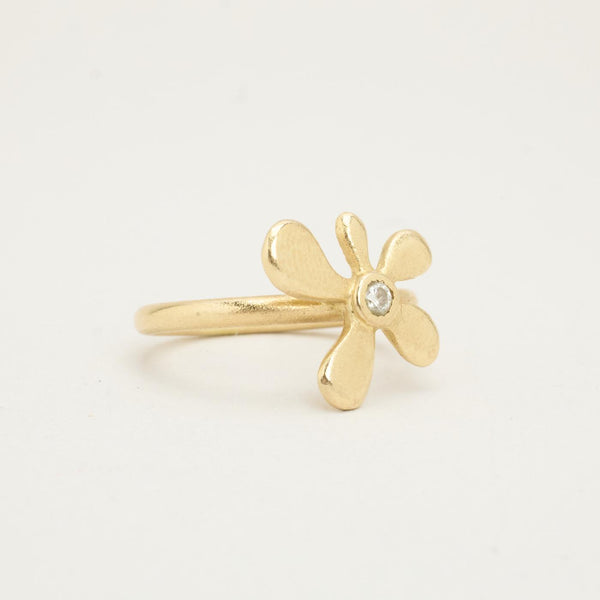 Blomsterring i 14K guld med en diamant (0.02 ct), Str. 48