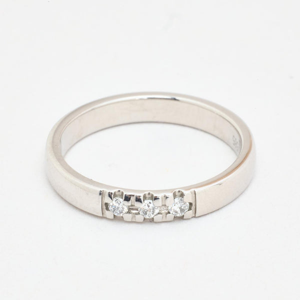 Alliansring med diamant (0.08 ct) i 14K vitt guld strl. 17.5 / strl. 55