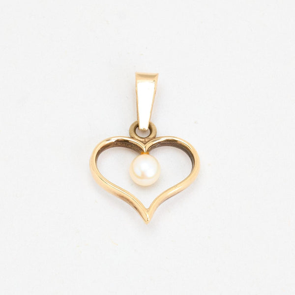 Hjärthänge i 8K guld med en pärla, 2 cm, 0.7 g
