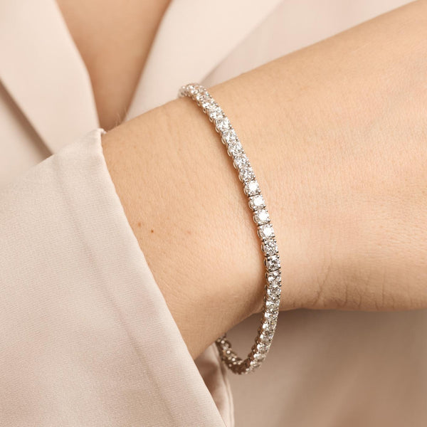 Tennisarmband med diamant (7.27 ct) i 14K vitt guld, 18 cm, 9.84 g
