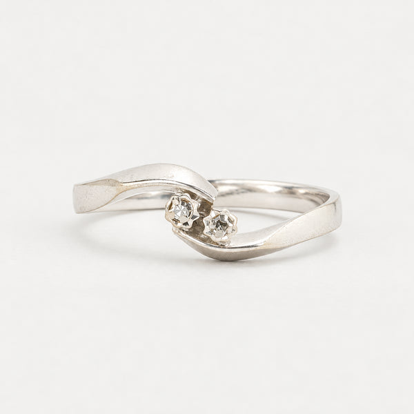 Toi et Moi ring med diamant (0.01 ct) i 14K guld strl. 16.6 / strl. 52