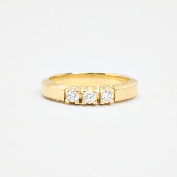 Alliansring med diamant (0.3 ct) i 14K guld strl. 16.9 / strl. 53