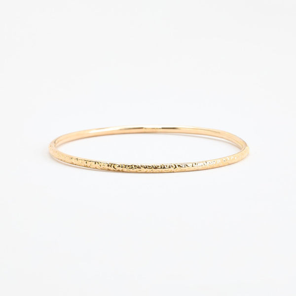 Mönstrad fast armring i 14K guld, 7 cm, 4.53 g