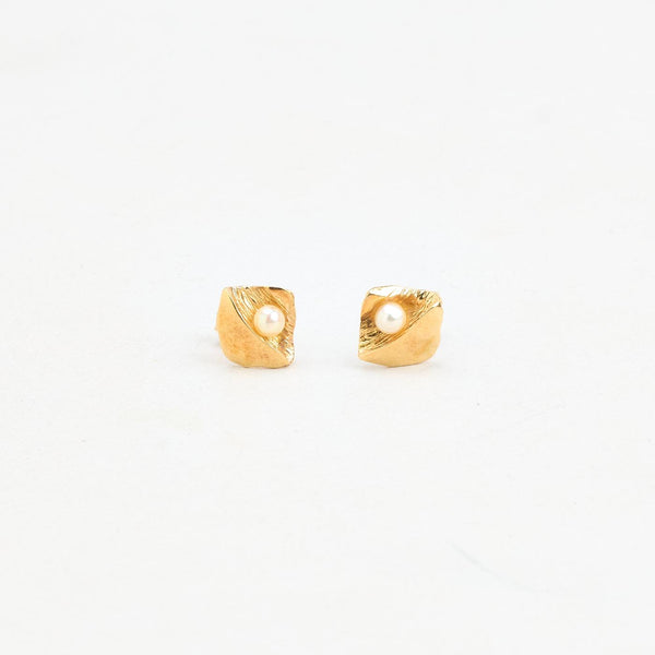 Pärlörhängen i 14K guld, 1.5 cm,