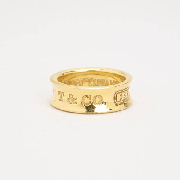 Tiffany & Co. band i 18K guld strl. 15.3 - 15.6 / strl. 48 - 49