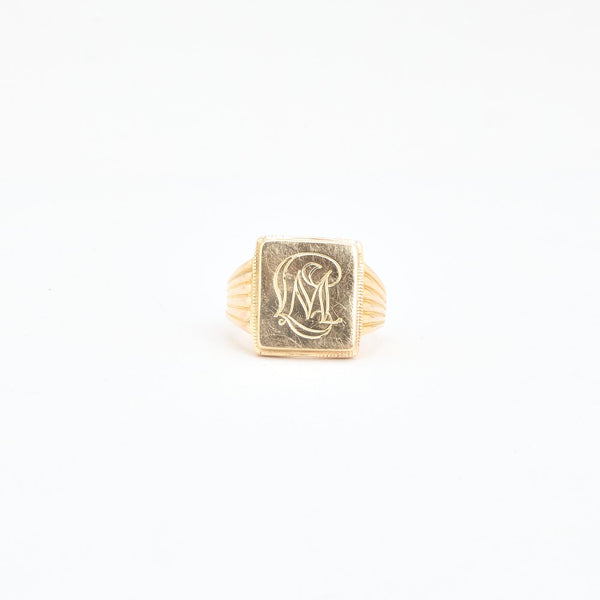 Monogram klackring i 14K guld strl. 18.1 / strl. 57