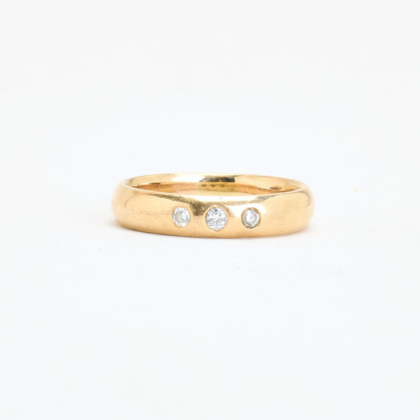 Band med diamant (0.05 ct) i 14K guld strl. 16.6 / strl. 52